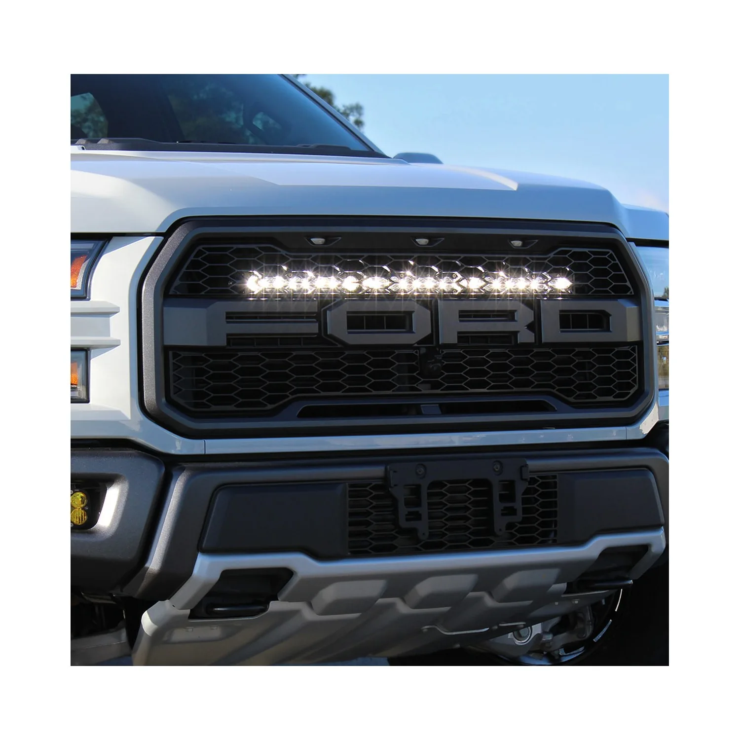 Baja Designs - 17-20 Ford Raptor 30 Inch S8 Grille LED Light Bar Kit Baja Designs - 447561